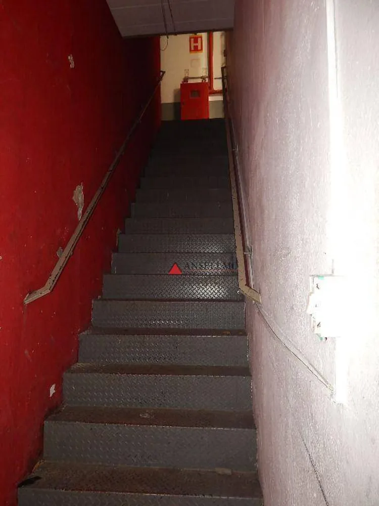 Prédio Inteiro, 590 m² - Foto 5
