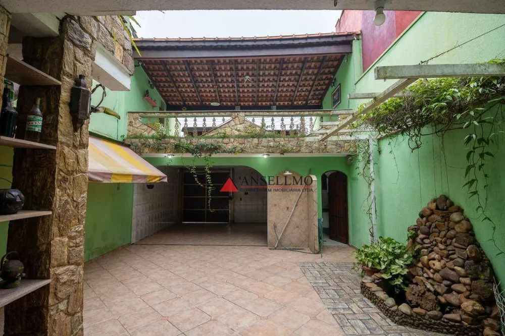 Sobrado, 3 quartos, 210 m² - Foto 2