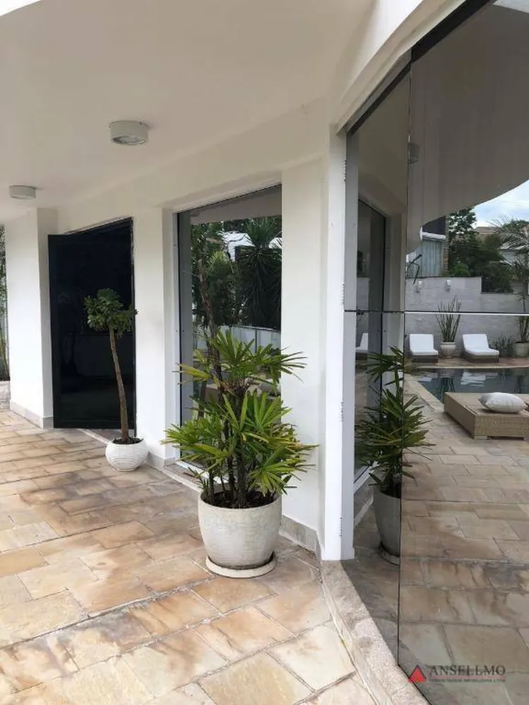 Sobrado, 5 quartos, 780 m² - Foto 1