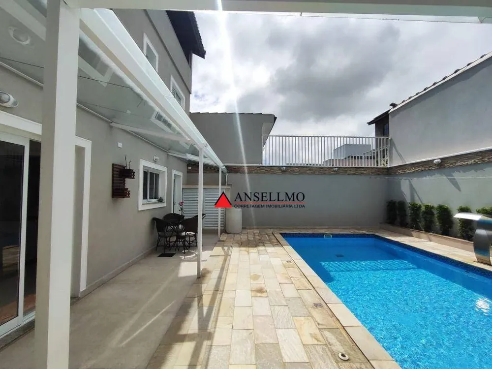 Sobrado, 4 quartos, 415 m² - Foto 1
