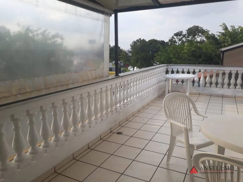 Sobrado, 3 quartos, 209 m² - Foto 4