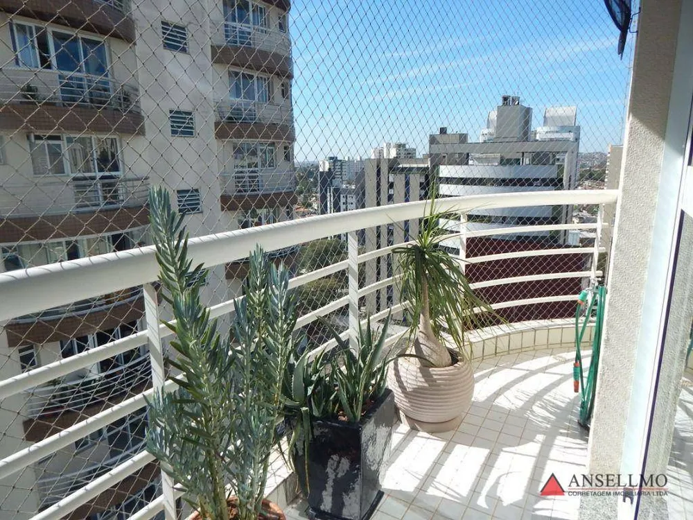 Apartamento, 3 quartos, 140 m² - Foto 2