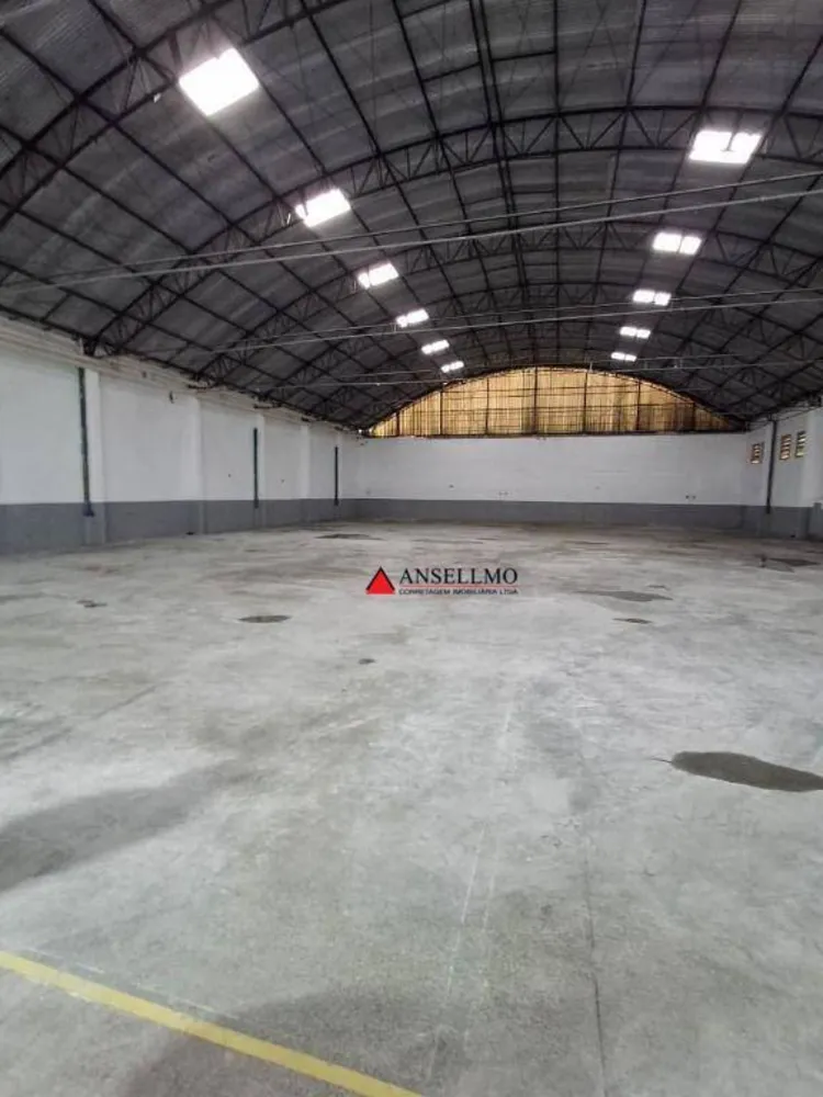 Depósito-Galpão, 1975 m² - Foto 1