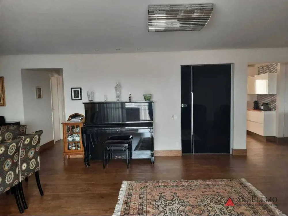 Apartamento, 3 quartos, 242 m² - Foto 4