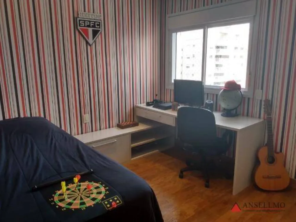 Apartamento, 3 quartos, 242 m² - Foto 10