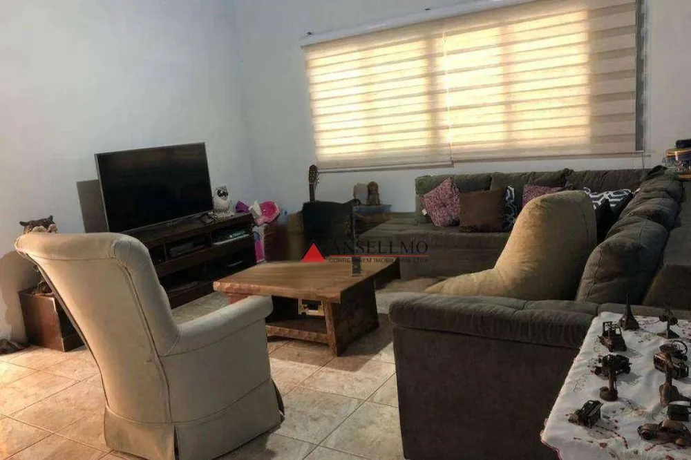 Casa, 4 quartos, 326 m² - Foto 2