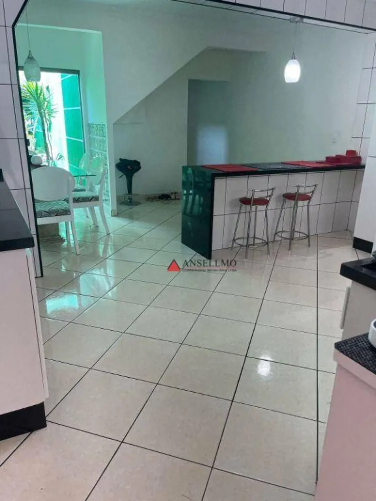 Sobrado, 4 quartos, 196 m² - Foto 3