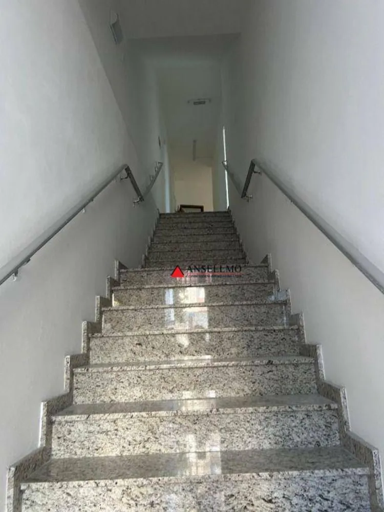Sala-Conjunto, 200 m² - Foto 1