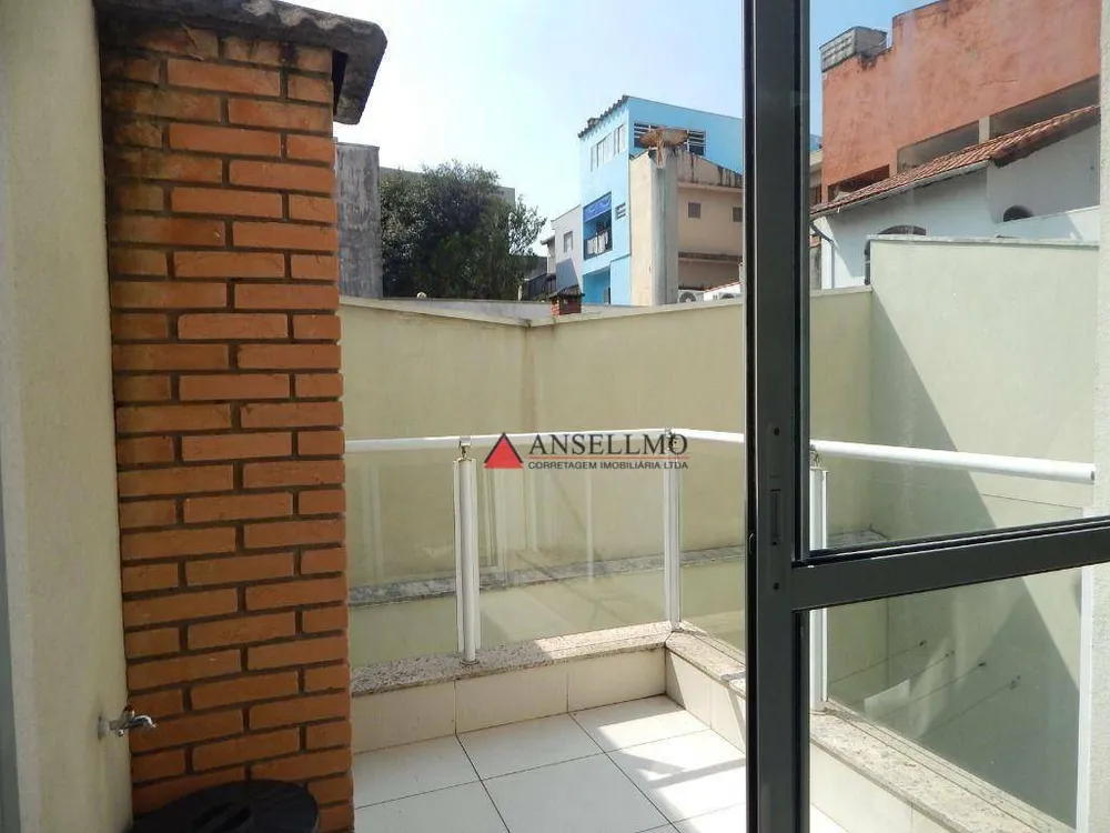 Sobrado, 3 quartos, 245 m² - Foto 1