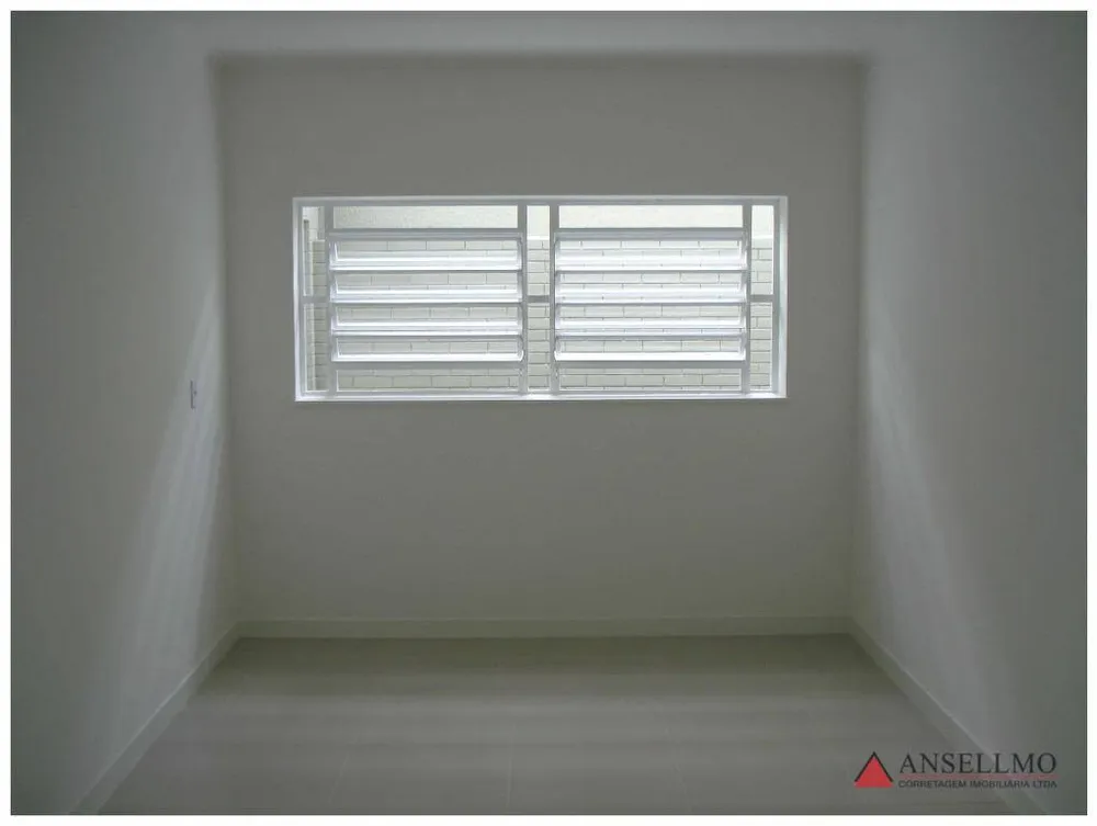 Casa, 3 quartos, 243 m² - Foto 3