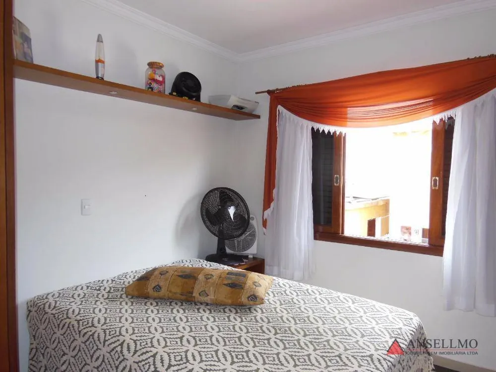 Sobrado, 3 quartos, 236 m² - Foto 3