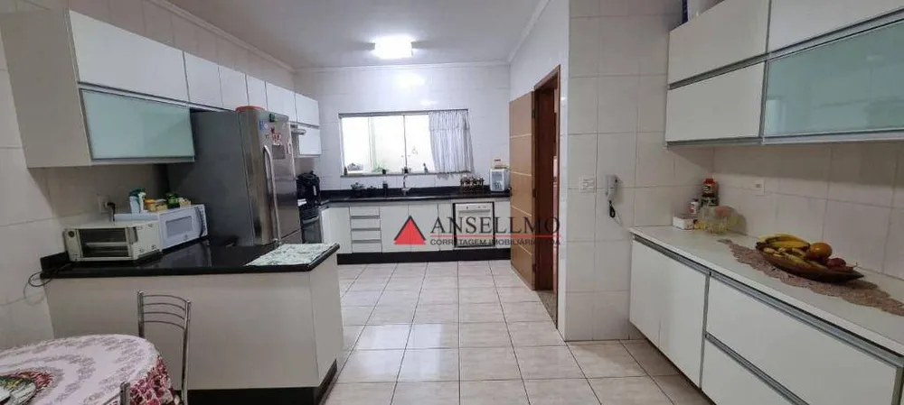 Sobrado, 3 quartos, 230 m² - Foto 3