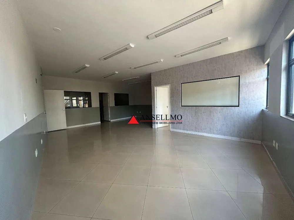 Sala-Conjunto, 200 m² - Foto 1
