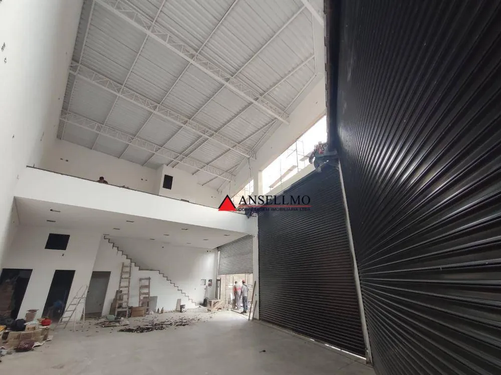 Loja-Salão, 655 m² - Foto 1