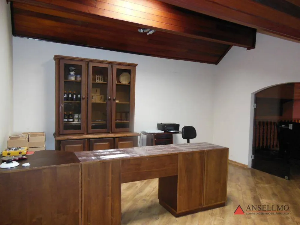 Casa, 4 quartos, 279 m² - Foto 1