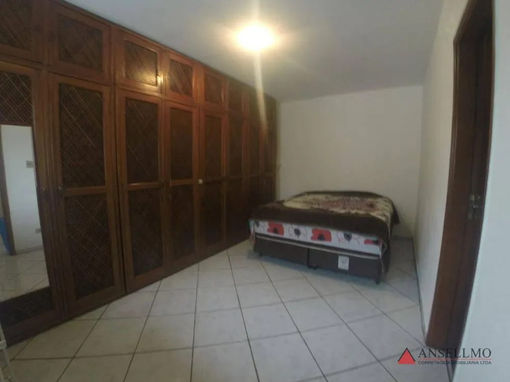 Sobrado, 8 quartos, 400 m² - Foto 6