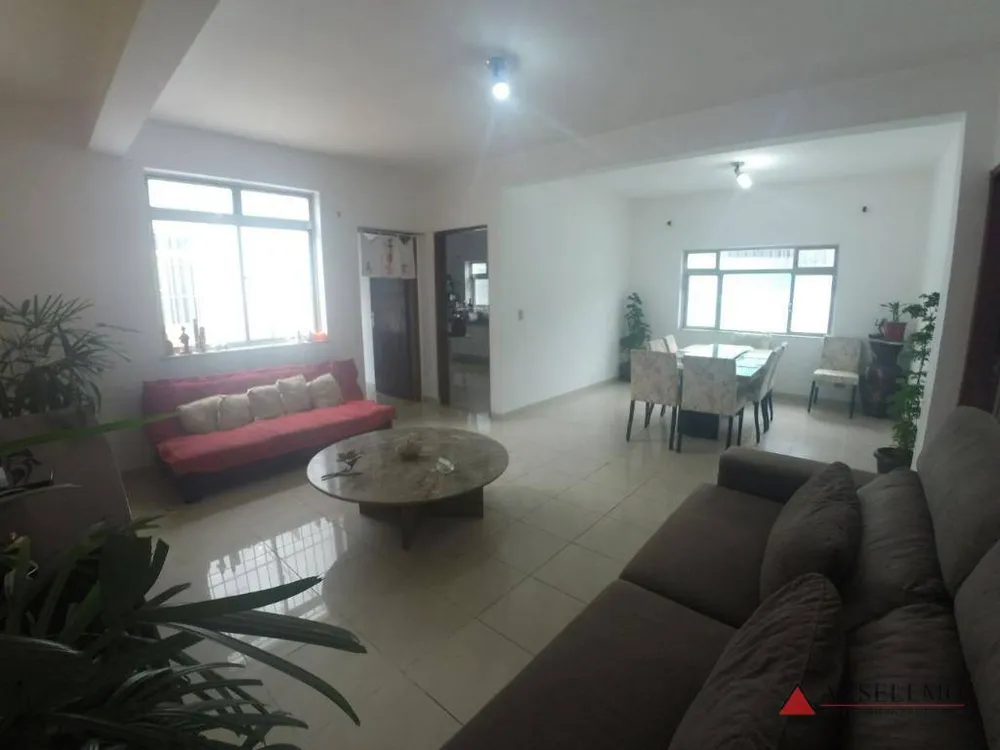 Sobrado, 8 quartos, 400 m² - Foto 9