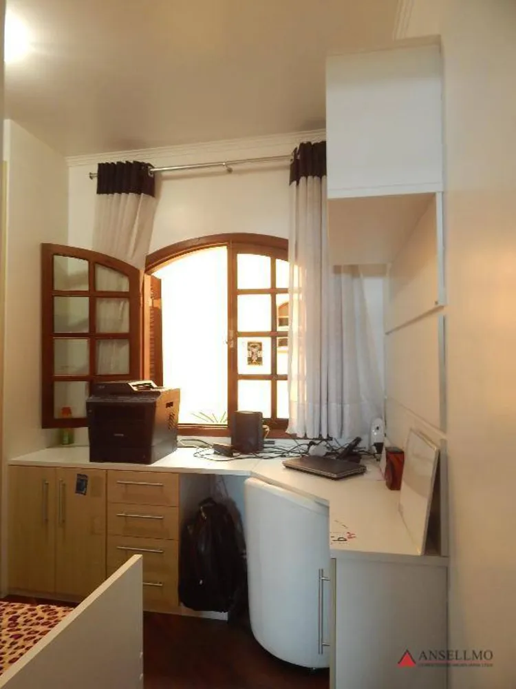 Sobrado, 4 quartos, 250 m² - Foto 2