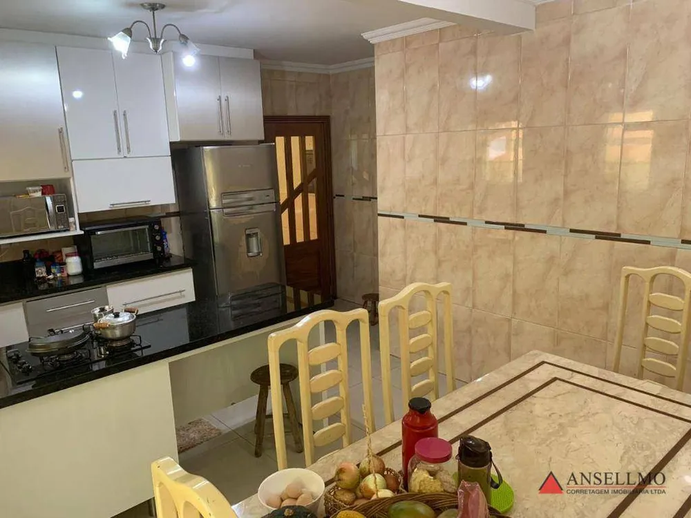 Sobrado, 4 quartos, 240 m² - Foto 4
