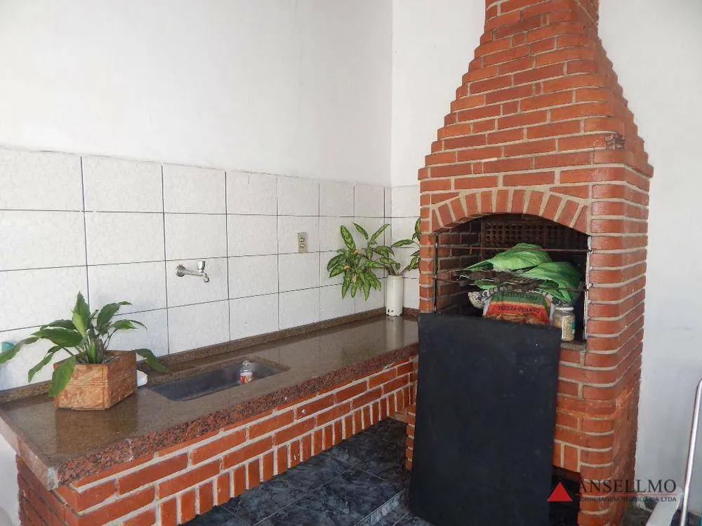 Sobrado, 4 quartos, 530 m² - Foto 1