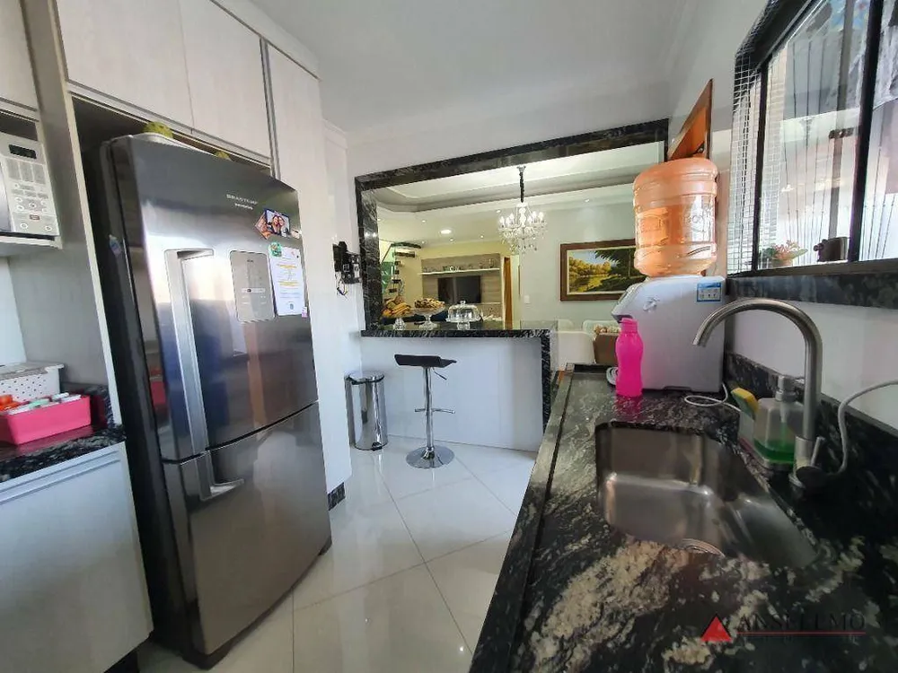 Cobertura, 3 quartos, 266 m² - Foto 3