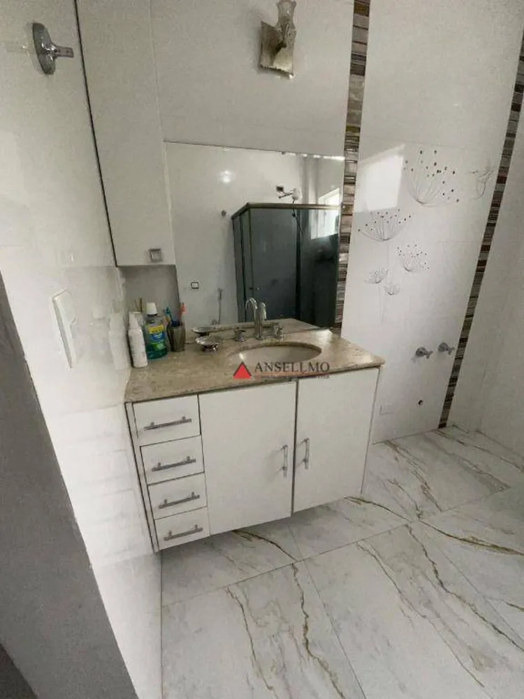 Sobrado, 3 quartos, 303 m² - Foto 2