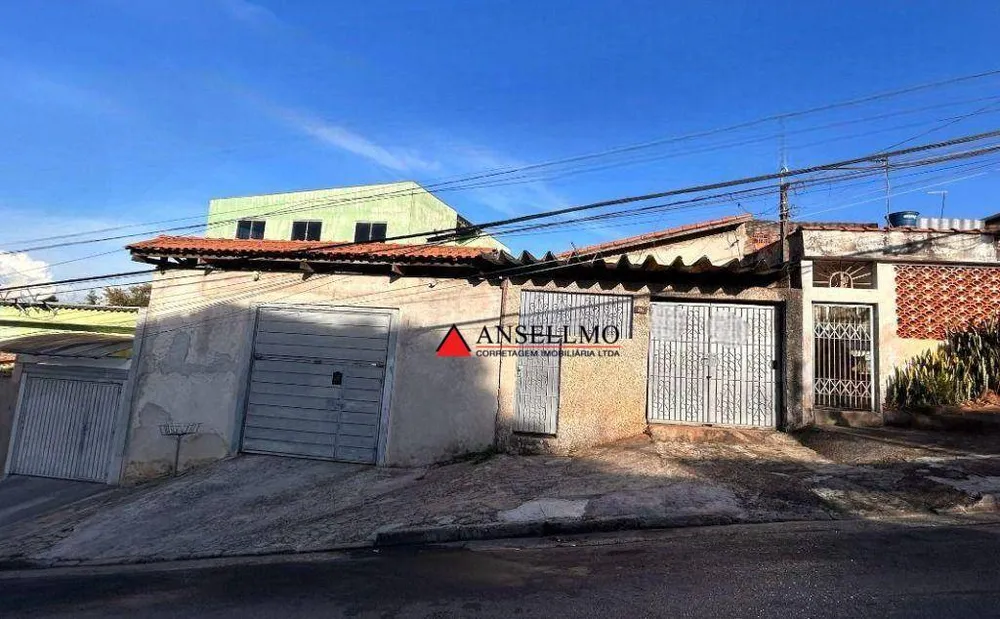 Casa, 2 quartos, 185 m² - Foto 1