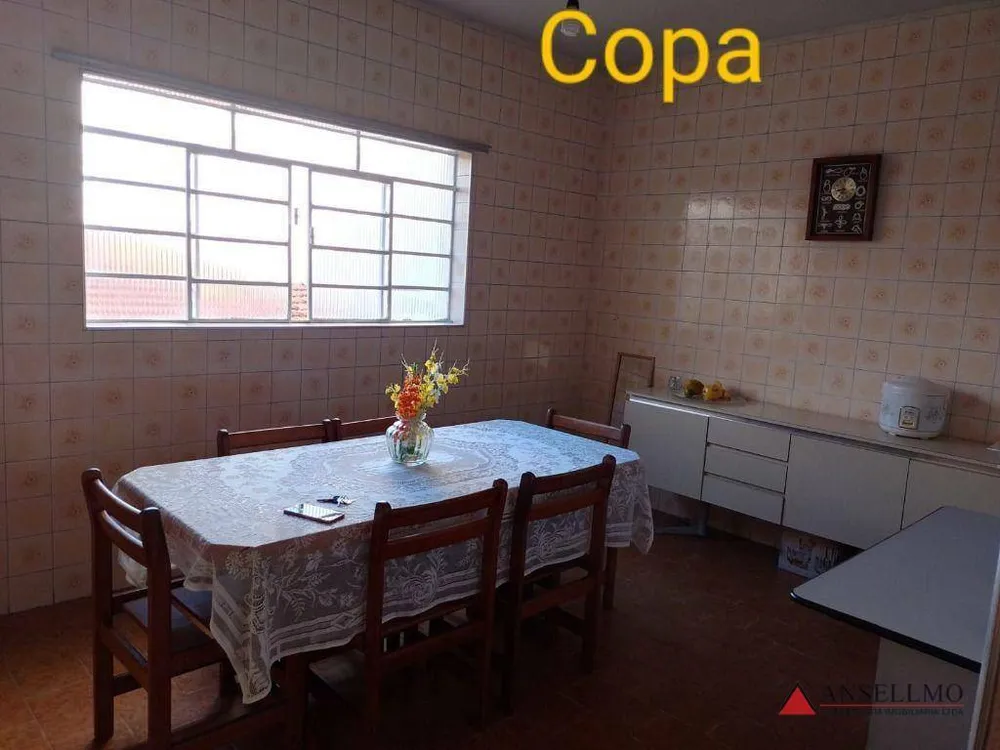 Casa, 4 quartos, 252 m² - Foto 9