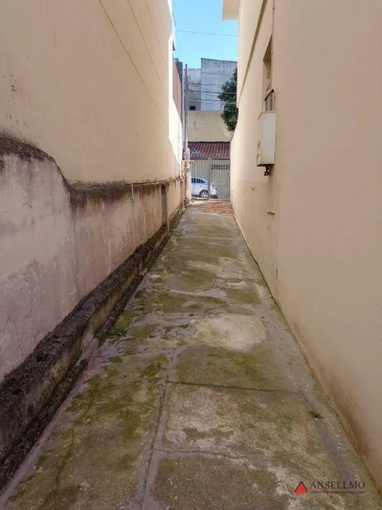 Casa, 4 quartos, 252 m² - Foto 11