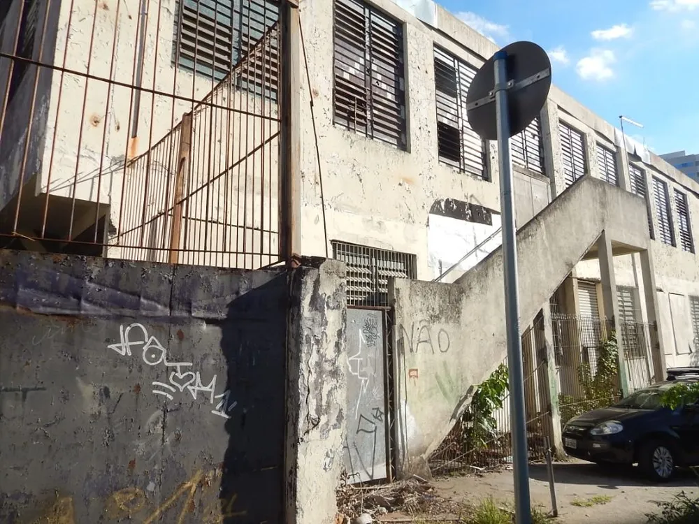 Loja-Salão, 1300 m² - Foto 1