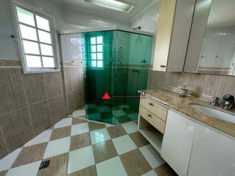 Sobrado, 3 quartos, 382 m² - Foto 1
