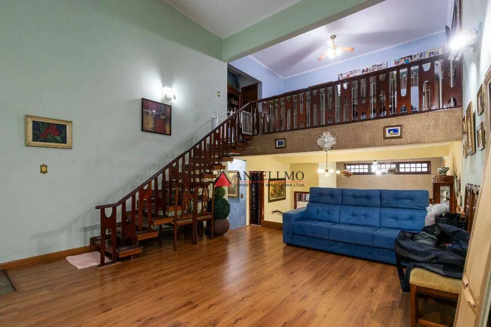 Sobrado, 4 quartos, 234 m² - Foto 1