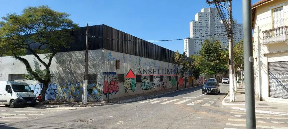 Depósito-Galpão, 3300 m² - Foto 1