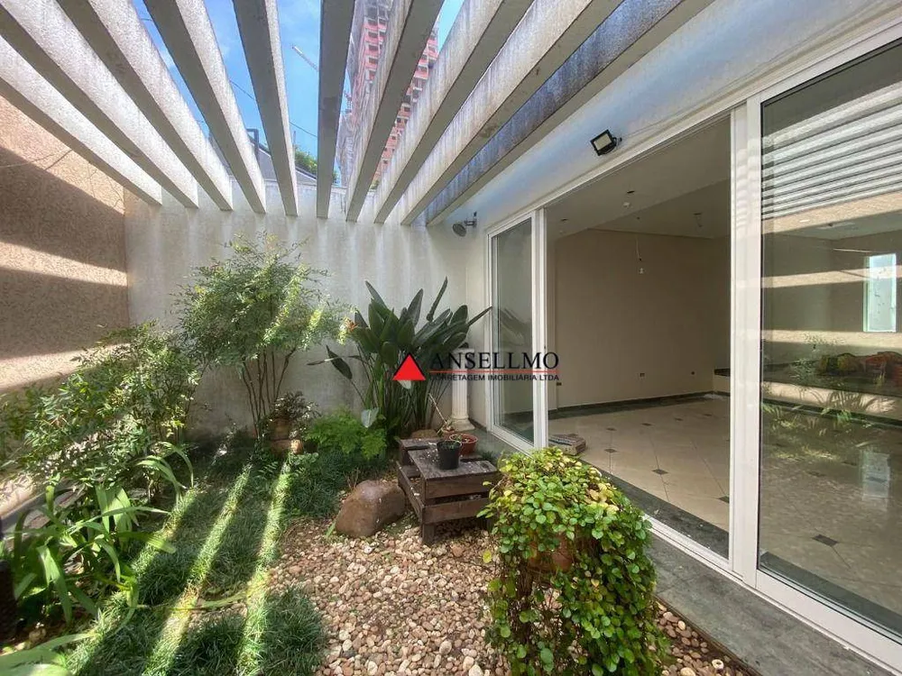 Casa, 4 quartos, 272 m² - Foto 1