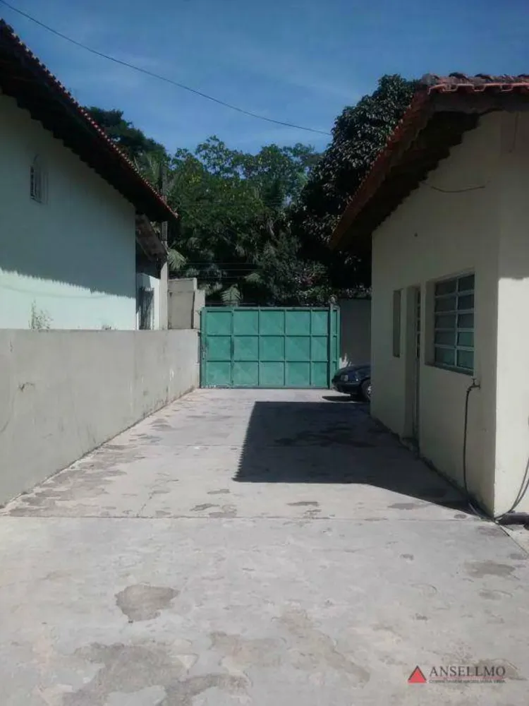 Chácara, 12 quartos, 2730 m² - Foto 2
