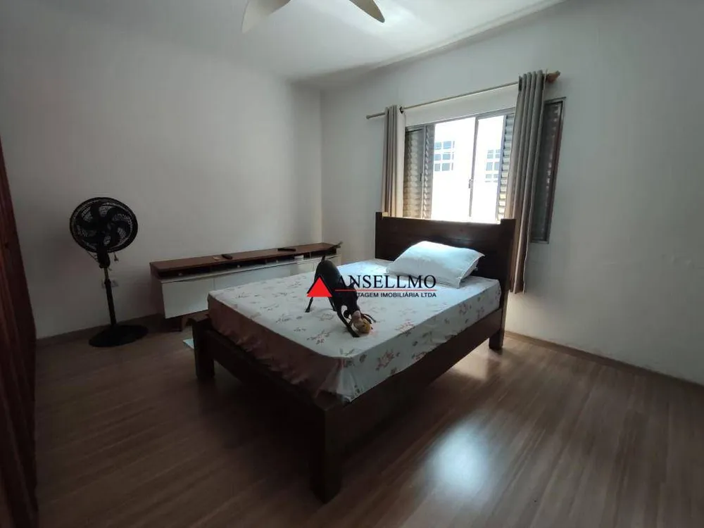 Casa, 3 quartos, 225 m² - Foto 1