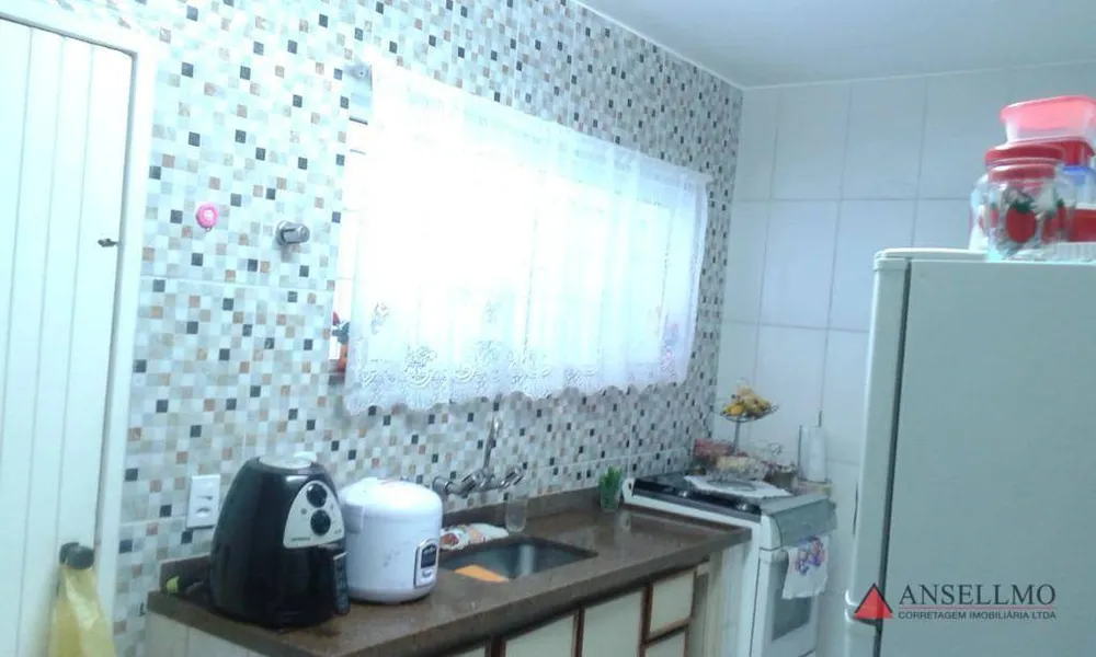 Casa, 3 quartos, 235 m² - Foto 12