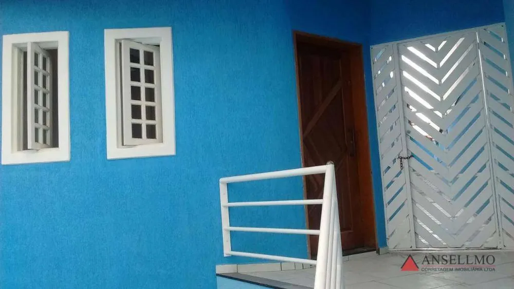 Casa, 3 quartos, 235 m² - Foto 1