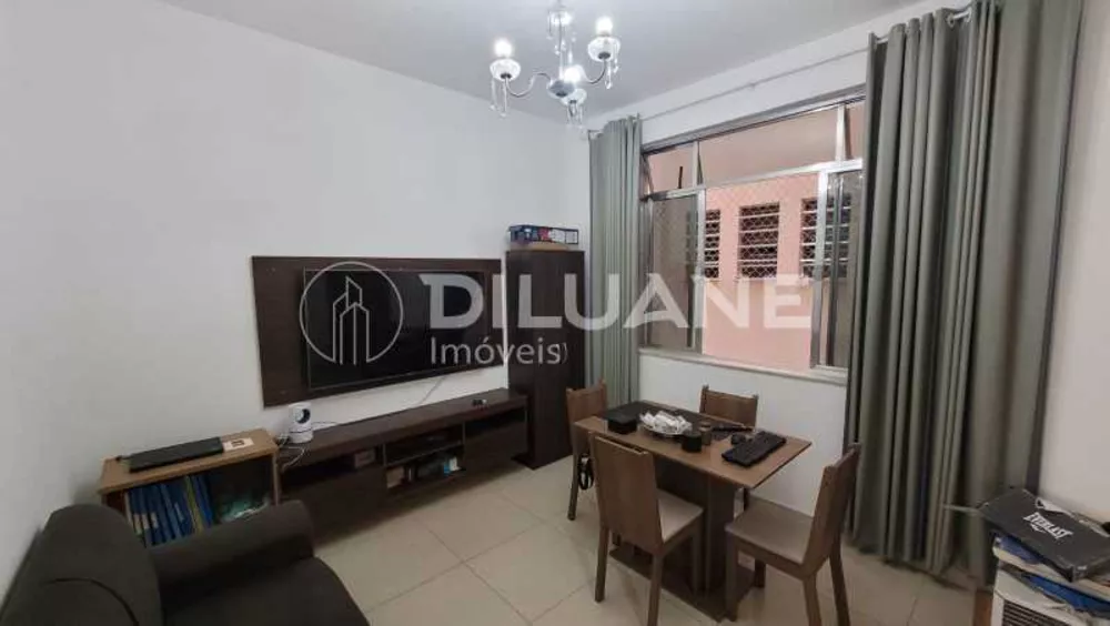 Apartamento à venda com 1 quarto, 47m² - Foto 1