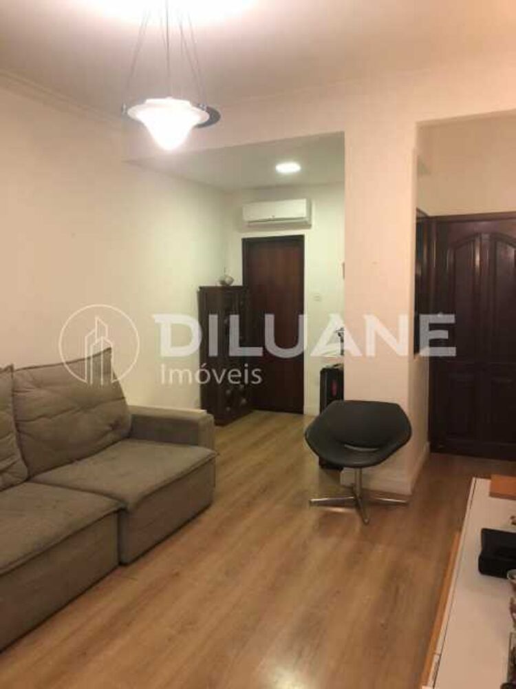 Apartamento à venda com 3 quartos, 108m² - Foto 1