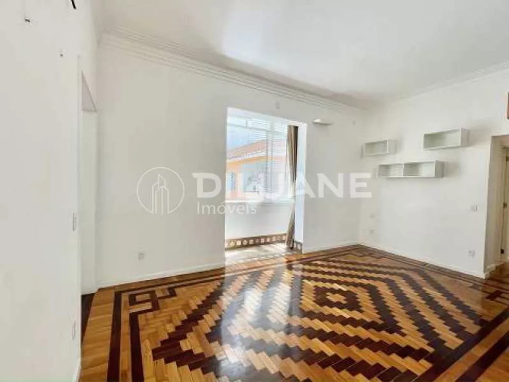 Apartamento à venda com 3 quartos, 106m² - Foto 7