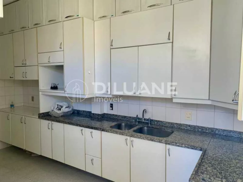Apartamento, 3 quartos, 212 m² - Foto 2