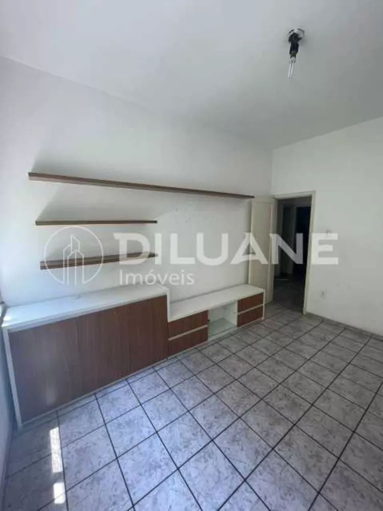 Apartamento à venda com 2 quartos, 80m² - Foto 1