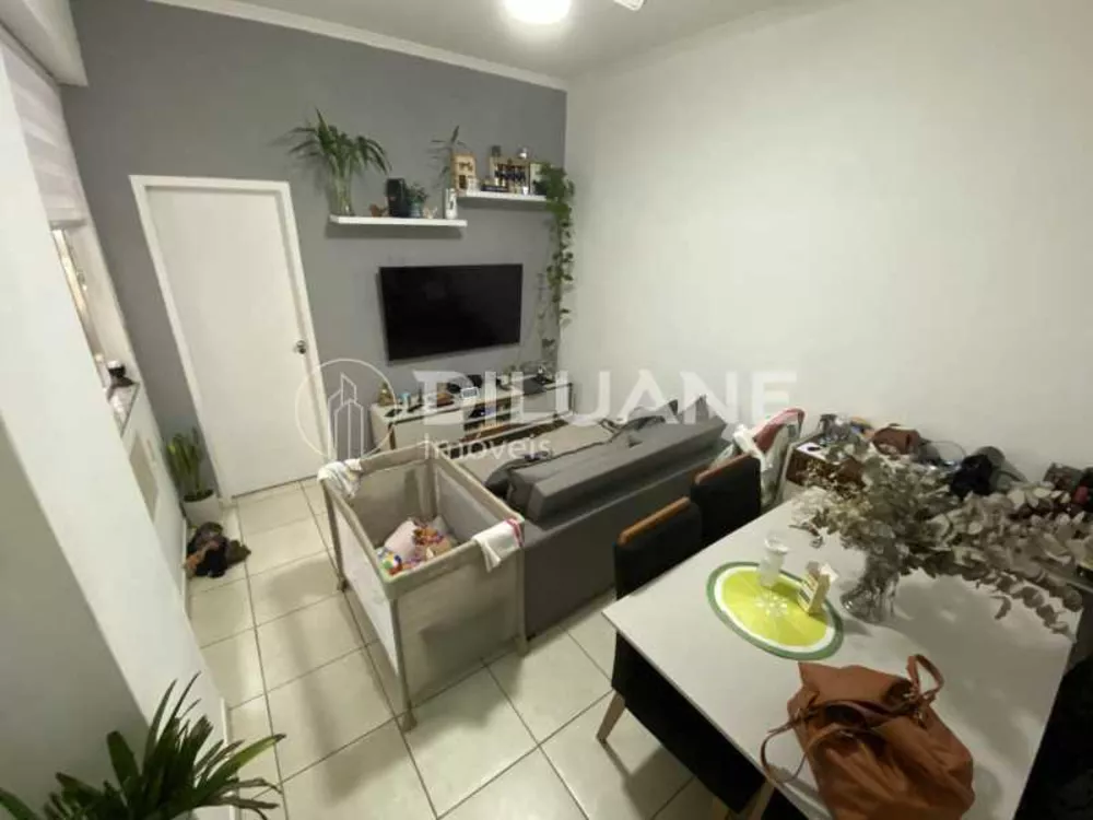 Apartamento à venda com 1 quarto, 41m² - Foto 1