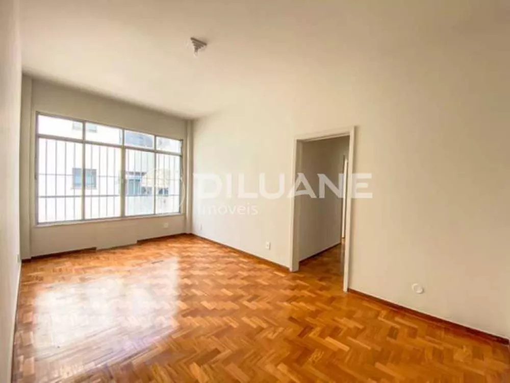 Apartamento à venda com 3 quartos, 84m² - Foto 4