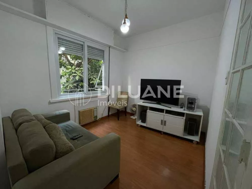 Apartamento à venda com 2 quartos, 70m² - Foto 8