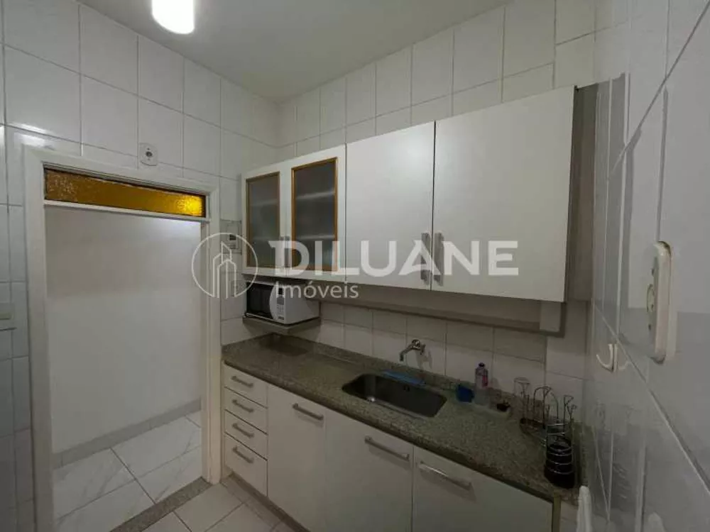 Apartamento à venda com 2 quartos, 70m² - Foto 10