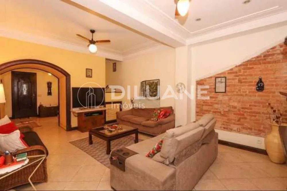 Casa de Vila à venda com 3 quartos, 175m² - Foto 6