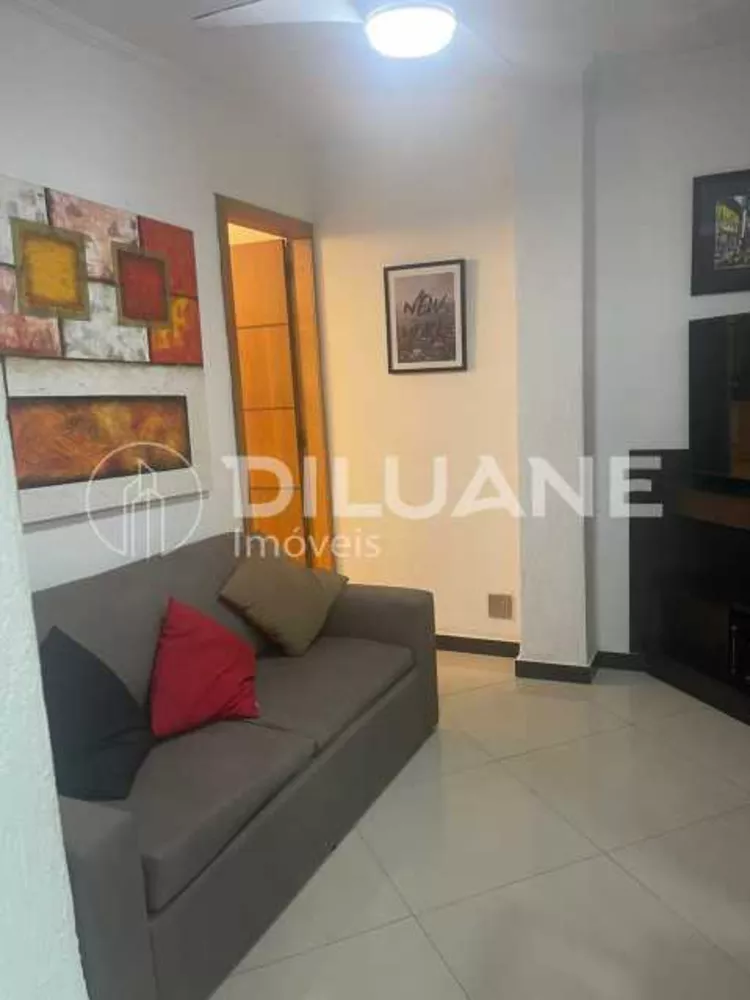 Apartamento à venda com 2 quartos, 66m² - Foto 1