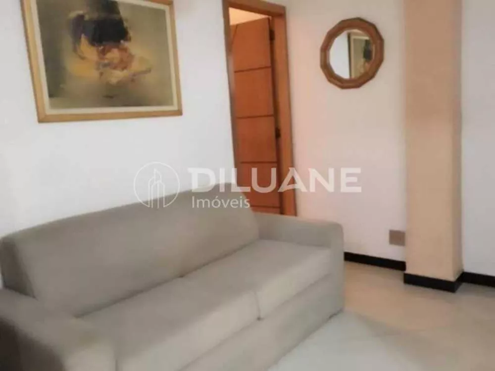 Apartamento à venda com 2 quartos, 66m² - Foto 2